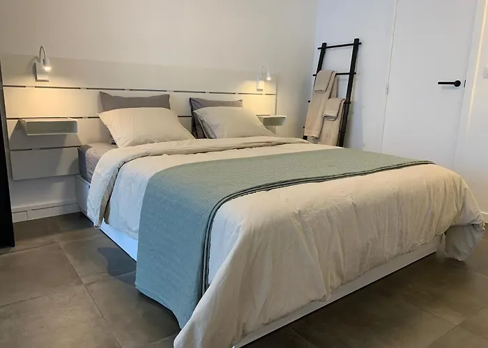 Homestay, Ground Floor, Comfort Room